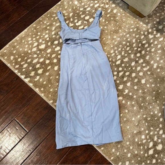 Lovers and Friends Titus Midi Dress in Baby Blue. Size XXS - Picture 8 of 9